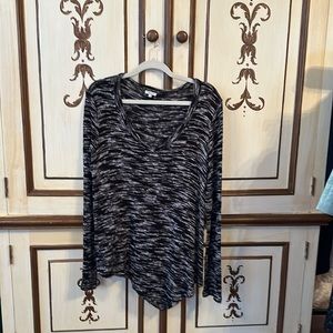 Lightweight black and white sweater by splendid. Size medium